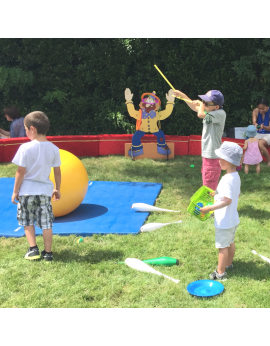 Location espace petite enfance : activités de cirque