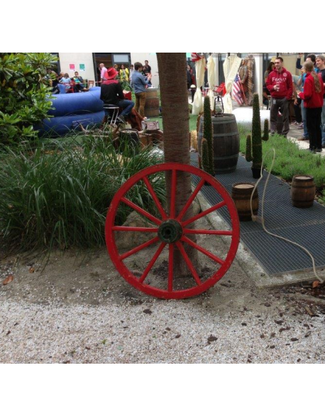 Location roue de charette en bois