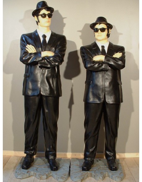 Statues Blues Brothers