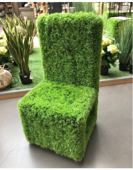 Chaise en herbe