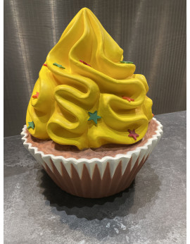 location cupcake géant jaune