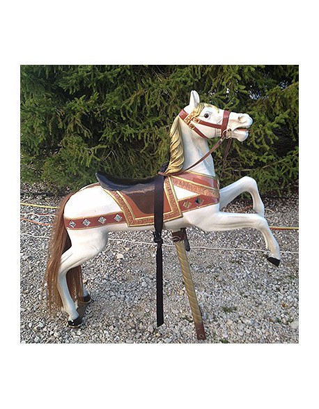 Location Cheval en bois